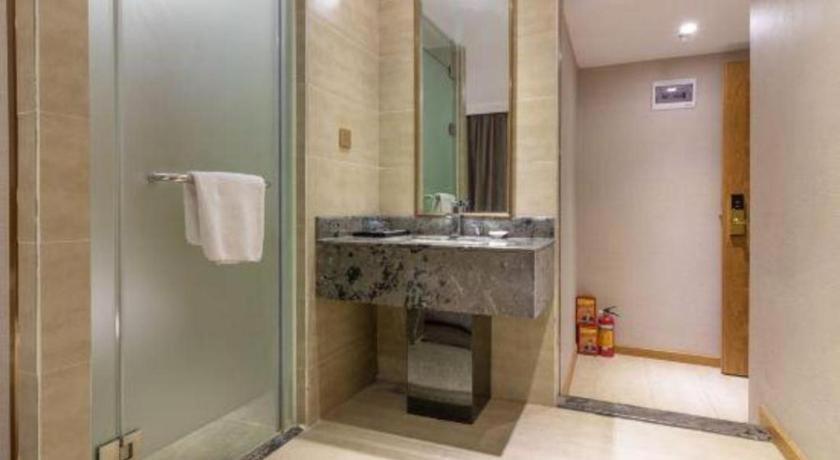 Insail Hotels Dongshankou Subway Station Cantão Exterior foto